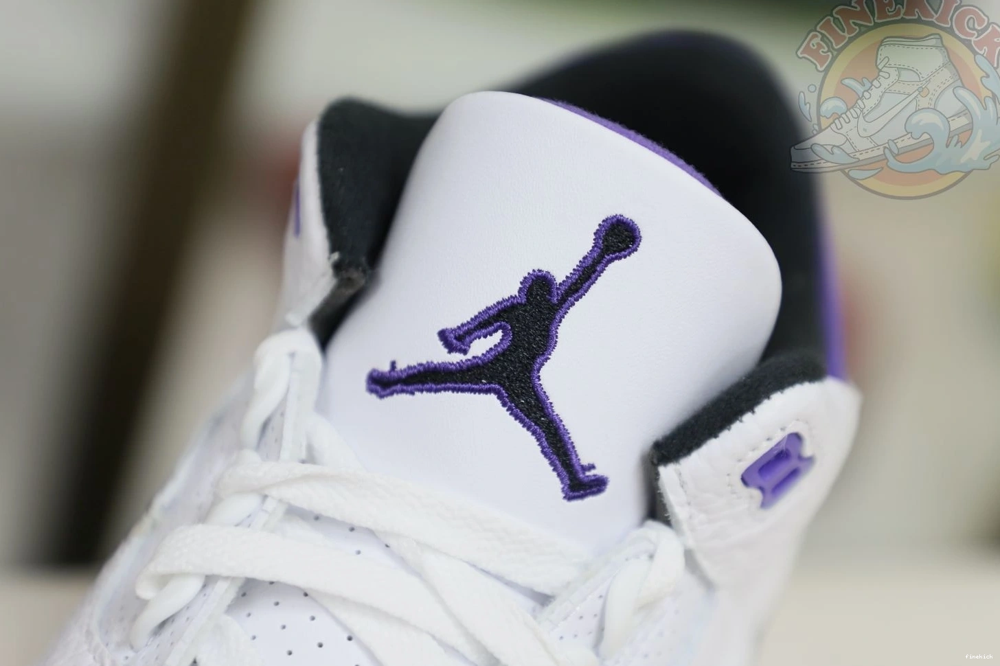 3 Air retro
